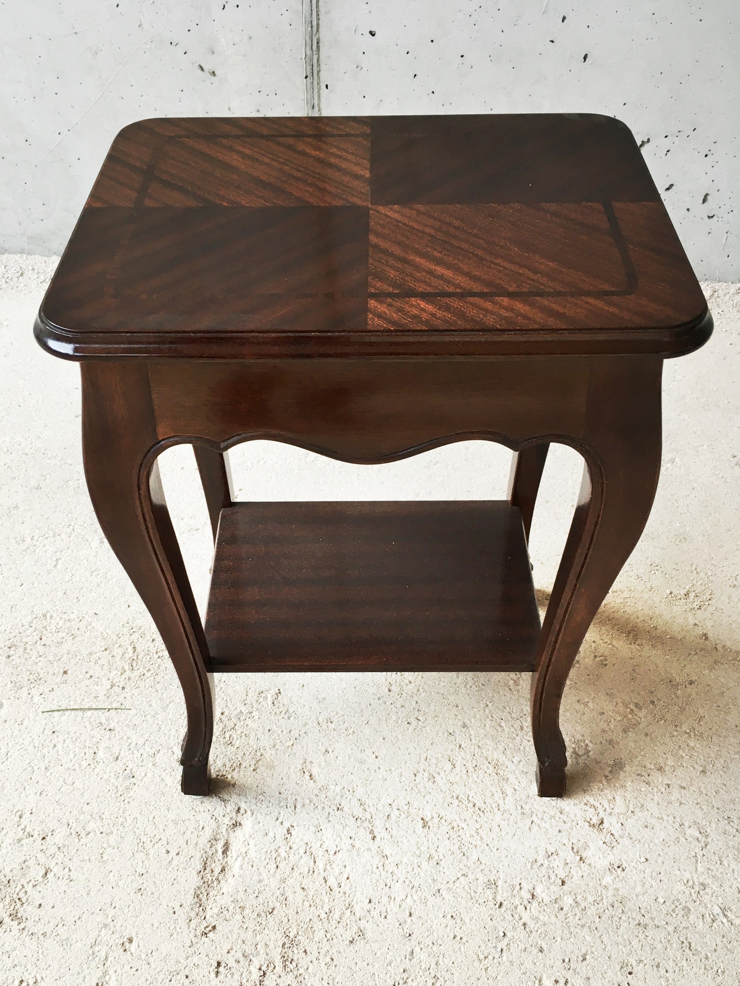 Nachttisch Antikstil Beistelltisch Holz Vintage Mahagonifurnier