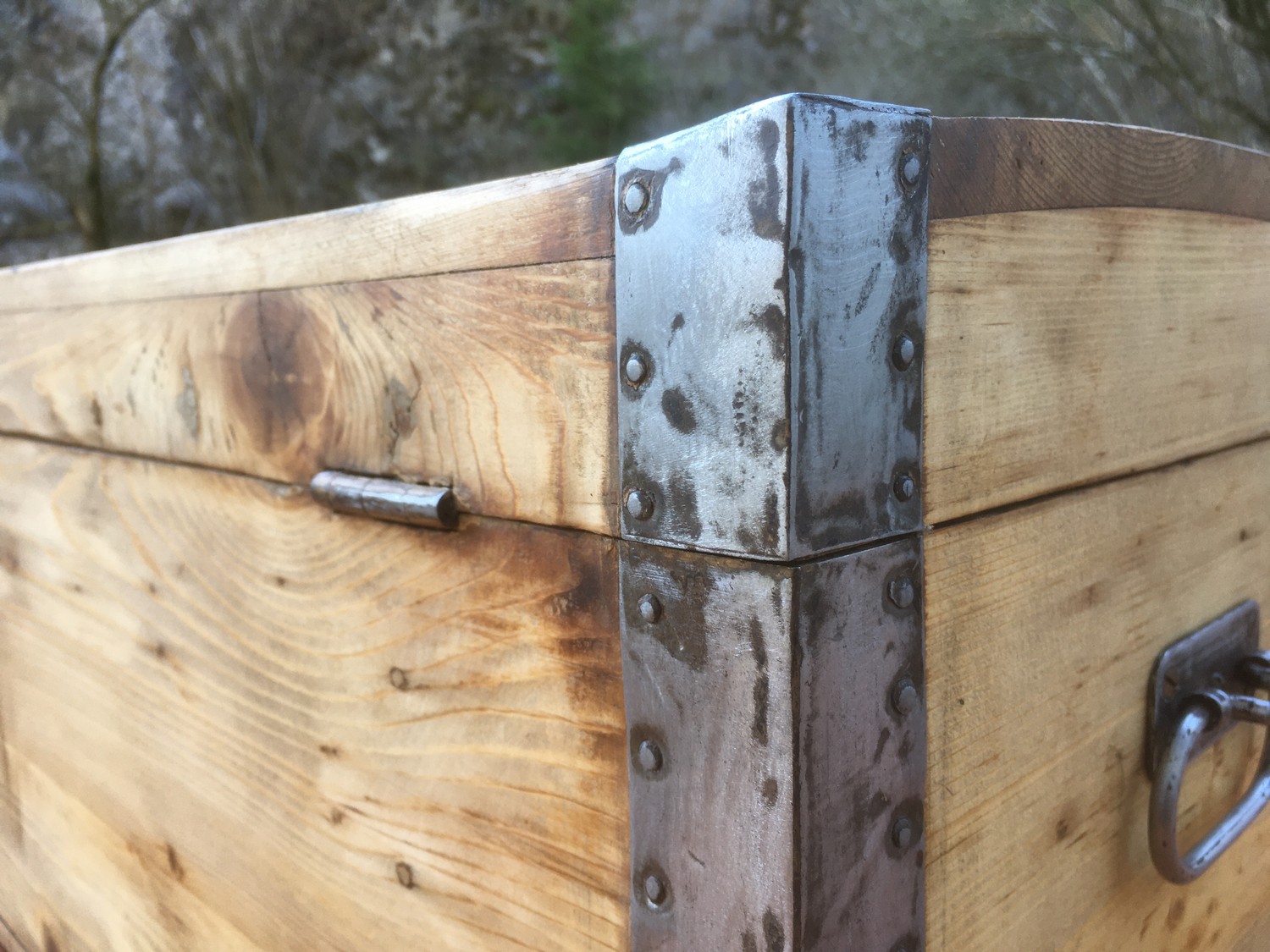 Truhe antik restaurierte Naturholz Bauerntruhe