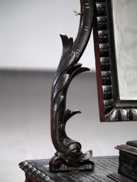 Klassizismus Schminktisch