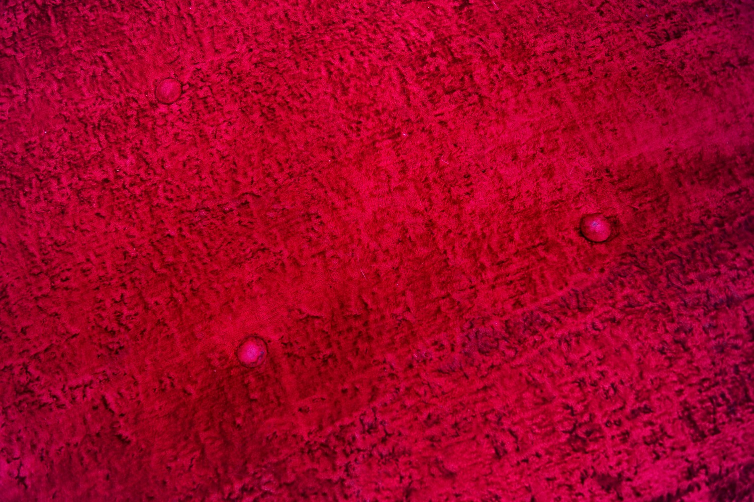 Bretz Gaudi Sofa rot ausziehbar Bettsofa Design Goethes GAlerie