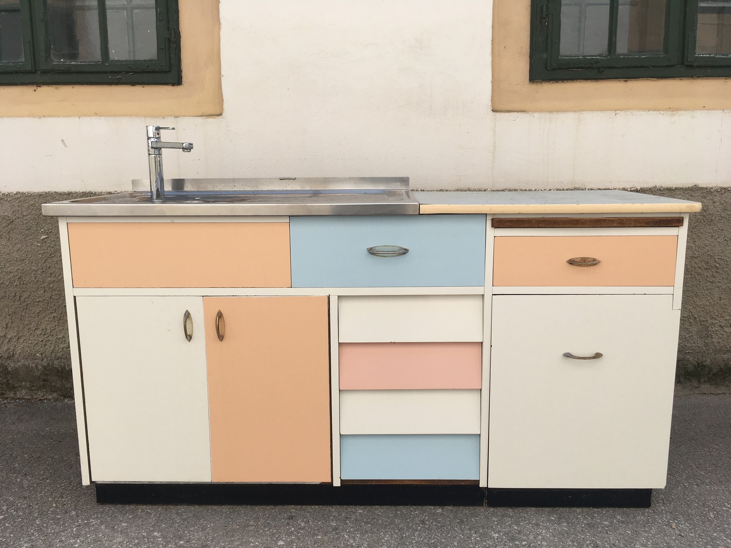 Küche Vintage Midcentury Pastell 50er 60er-Jahre Retro Schrank Möbel Design Küchenzeile