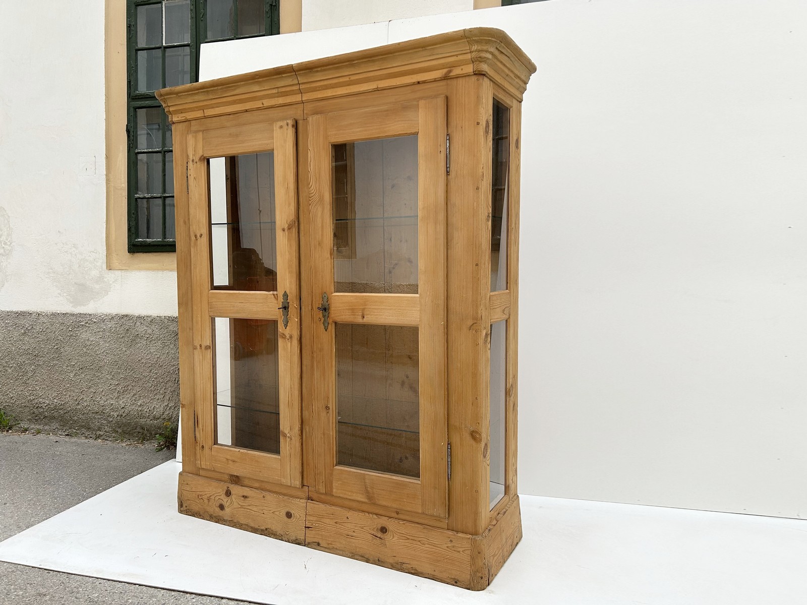 Bauernschrank Antiker Geschirrschrank Landhaus Vitrine