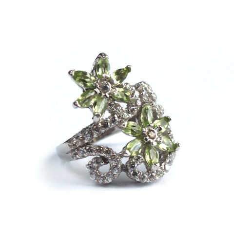 Ring 925 Silber Schmuck natürlicher Peridot und Zirkonia, handgefertigt!