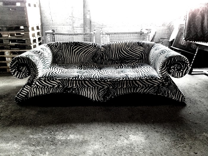 BRETZ Mammut Riesensofa Zebra