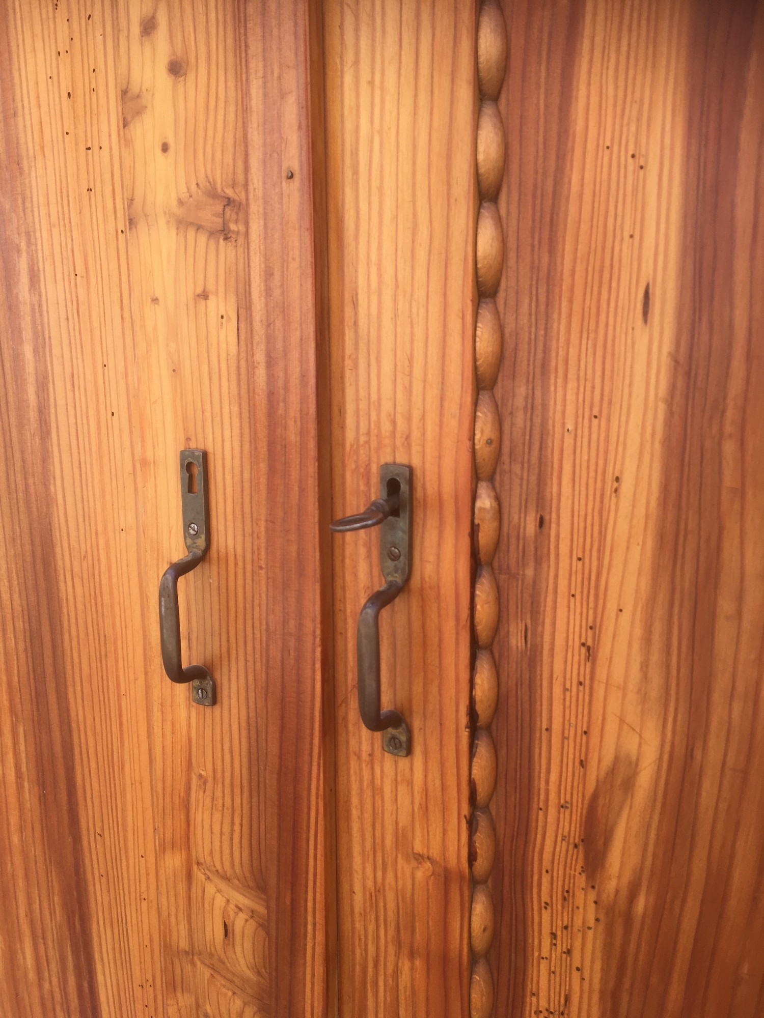 Bauernschrank antik Garderobe Schrank Naturholz antik