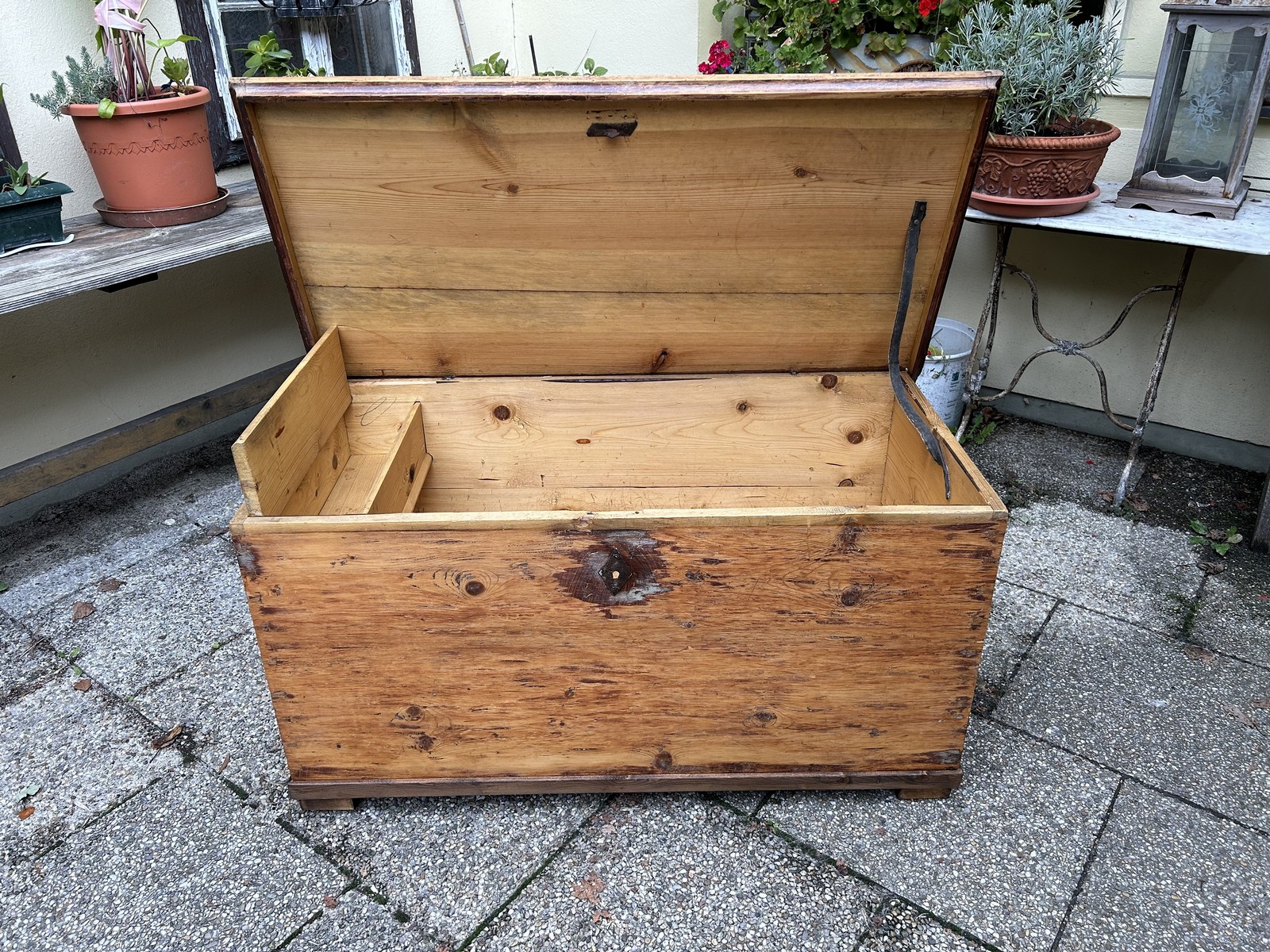 Truhe Weichholz antik Landhausstil Bauerntruhe ca. 1870 Truhe Weichholz antik Landhausstil Bauerntruhe ca. 1870