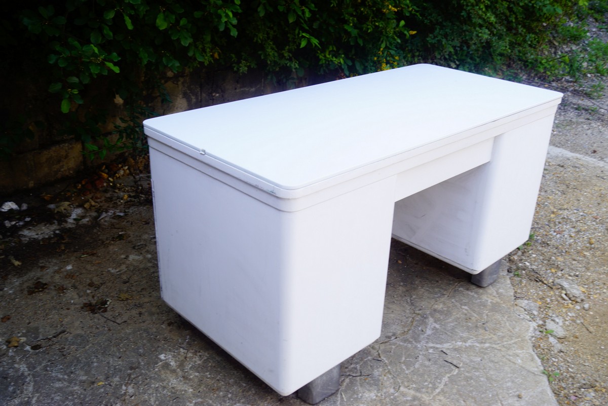 Freisteher Schreibtisch antik
