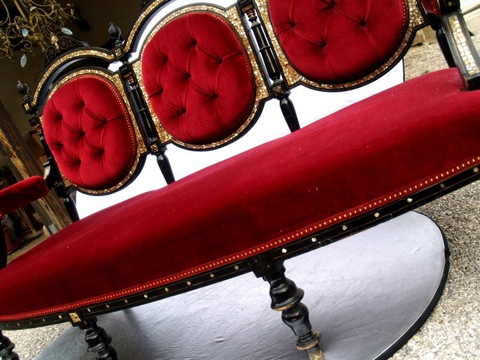 Antikes Sofa rot Antikes Sofa intarsien Medaillon restauriert