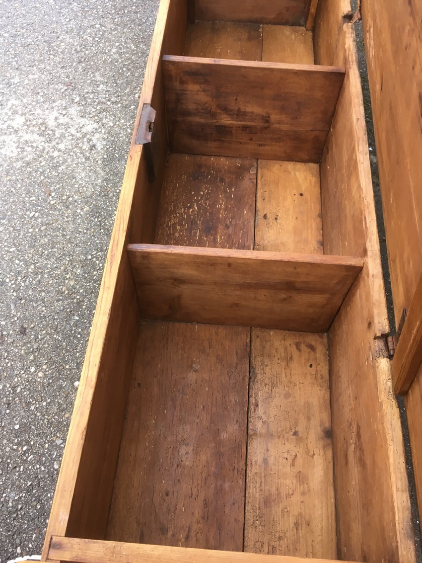 Kuechensitzbank antik