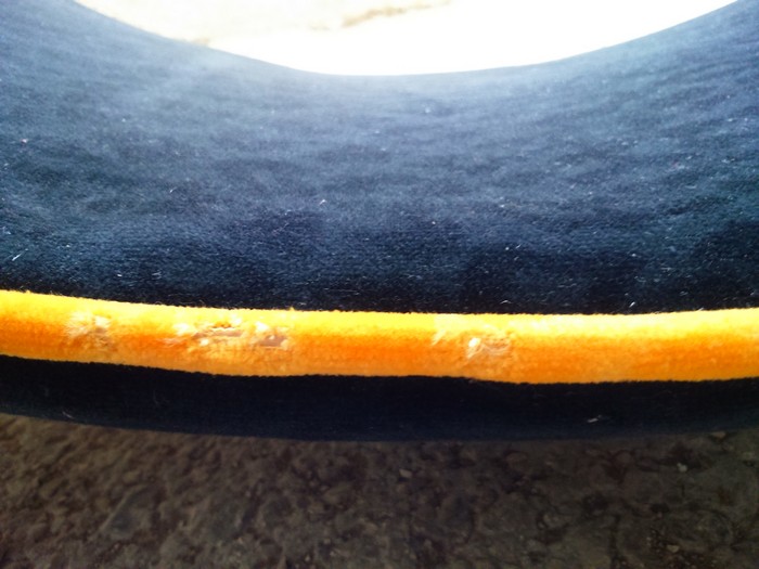 Bretz Regal gelb schwarz