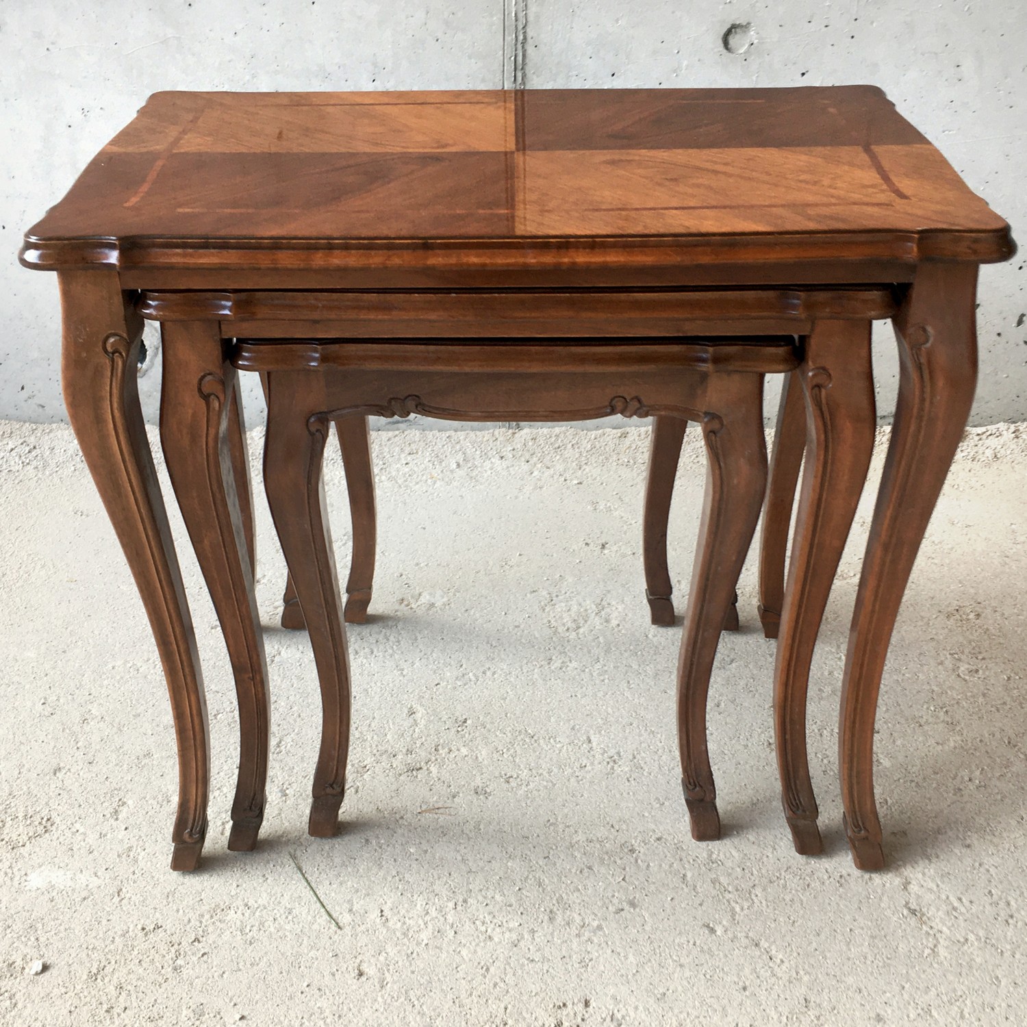 Satztische Antikstil