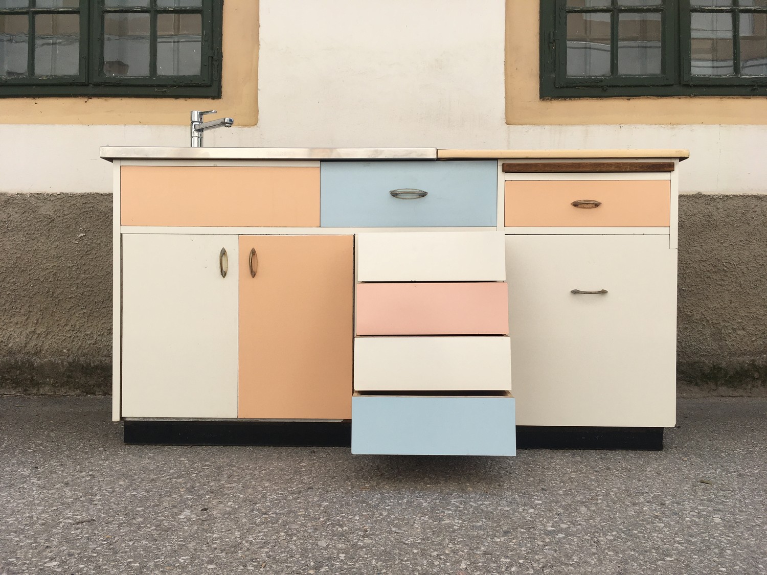 Küche Vintage Midcentury Pastell 50er 60er-Jahre Retro Schrank Möbel Design Küchenzeile Unterschränke