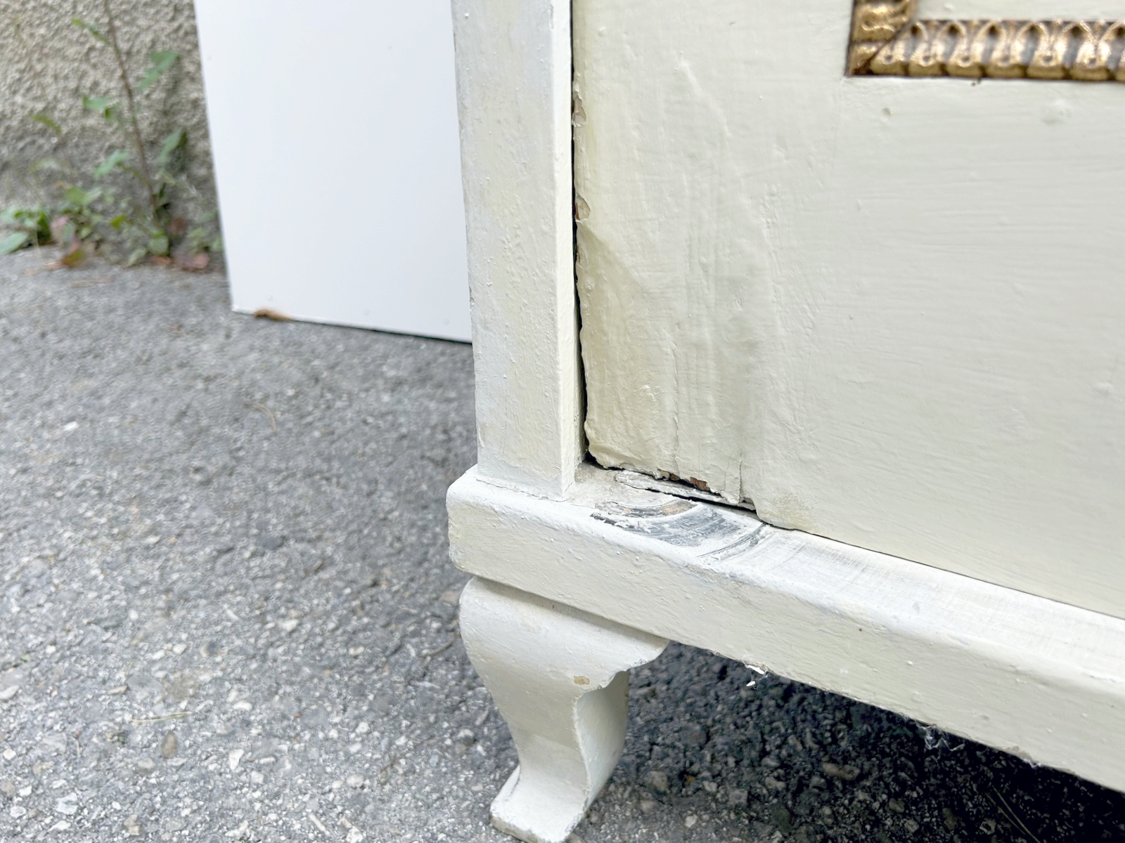 Shabby Chic Omas Kleiderschrank antik