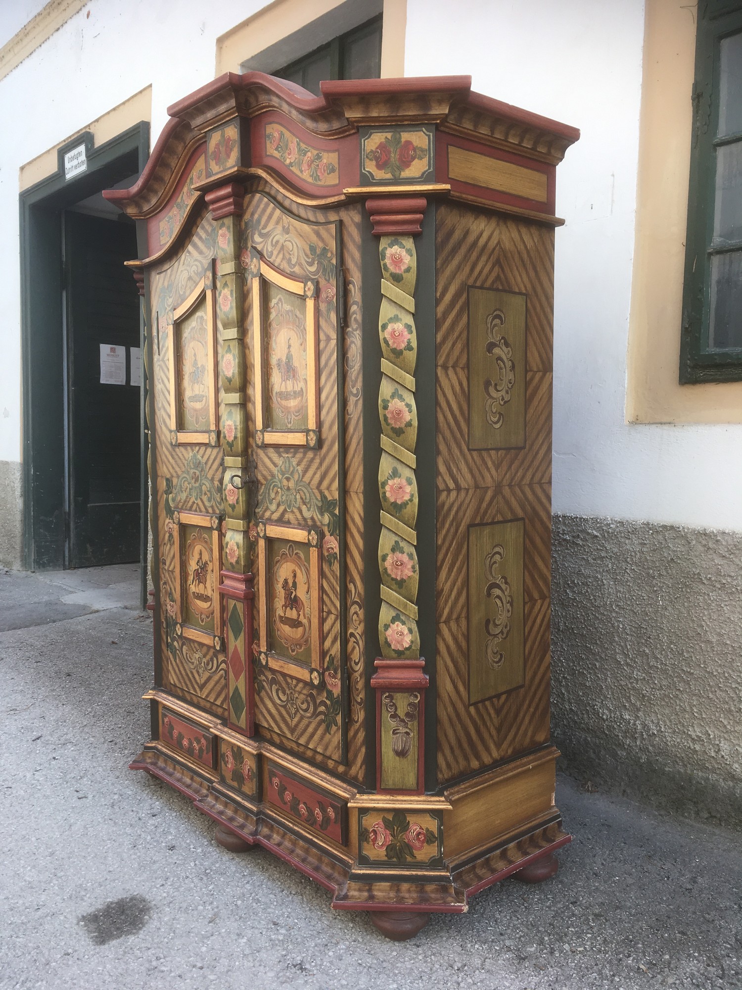 Bauernschrank Kleiderschrank Schrank handbemalt Bauernkasten Landhaus