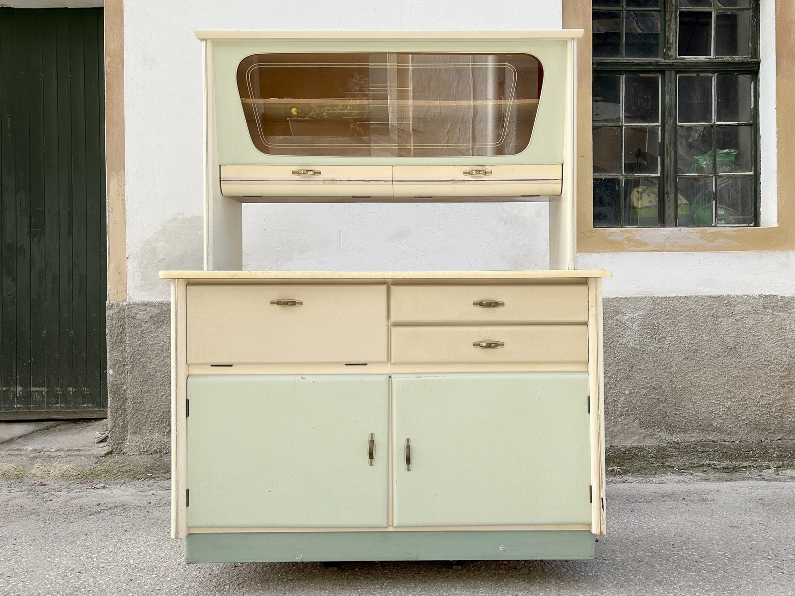 Antiker Küchenschrank Vintage Kredenz Pastell 60er-Jahre Mid Century Möbel