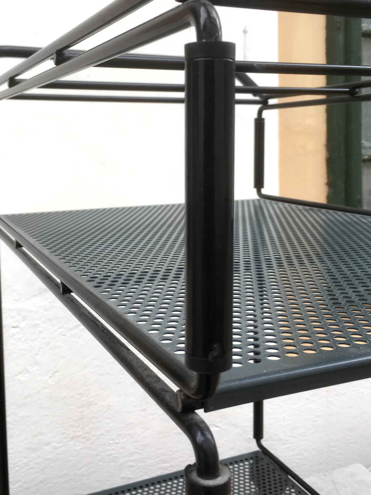 Metall Barwagen noir Industrialdesign Serviertisch Retro Metallmöbel