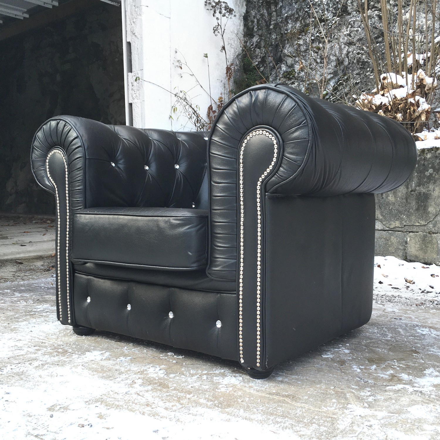 Chesterfield Sessel schwarz Kristallknöpfe Armlehnstuhl Fauteuil Antikstil noir