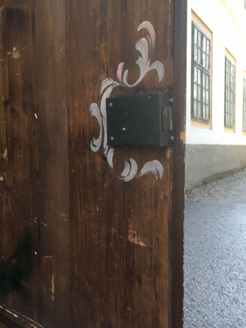 Schrank landhausstil