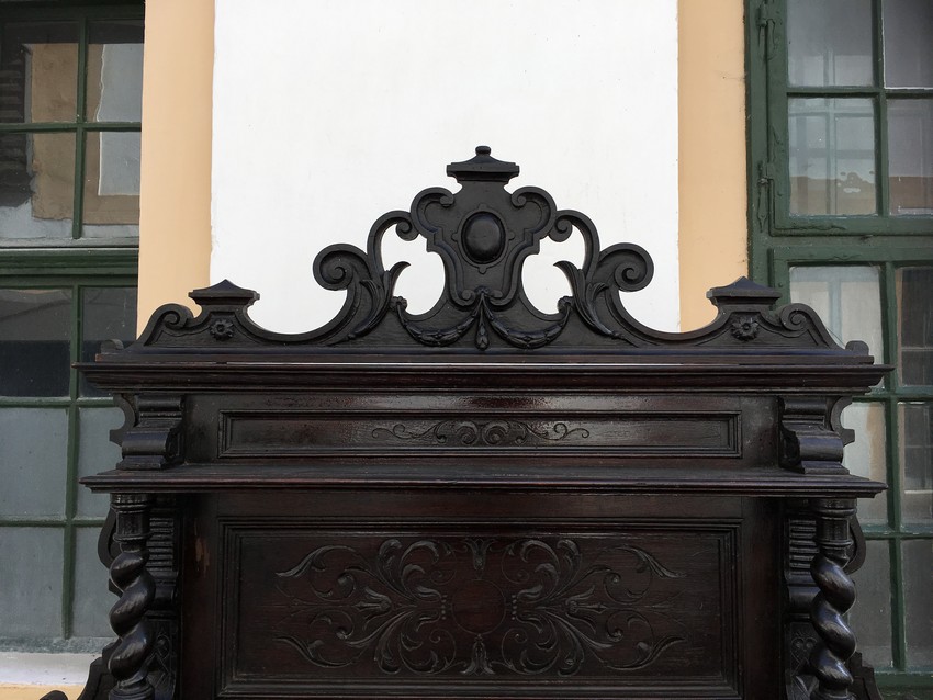 Buffet Schrank antik