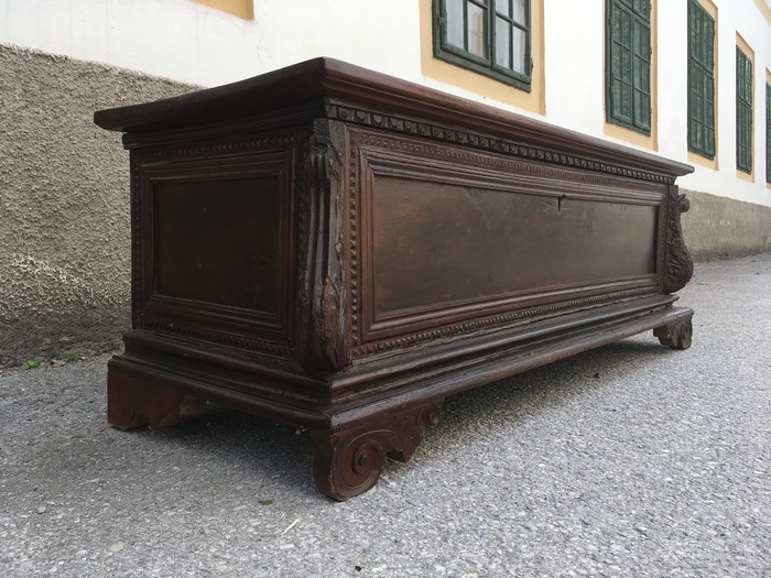 Truhe Renaissance