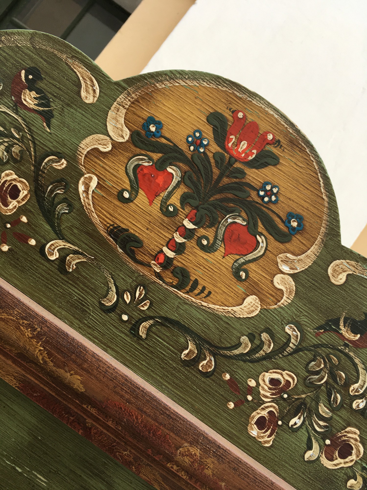 Bauernschrank Voglauer grün bemalt Anno 1808 Dielenschrank Landhausstil Möbel