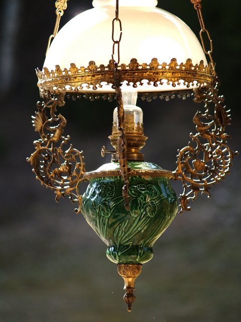 Luster Majolika Petroleumlampe Keramik antik