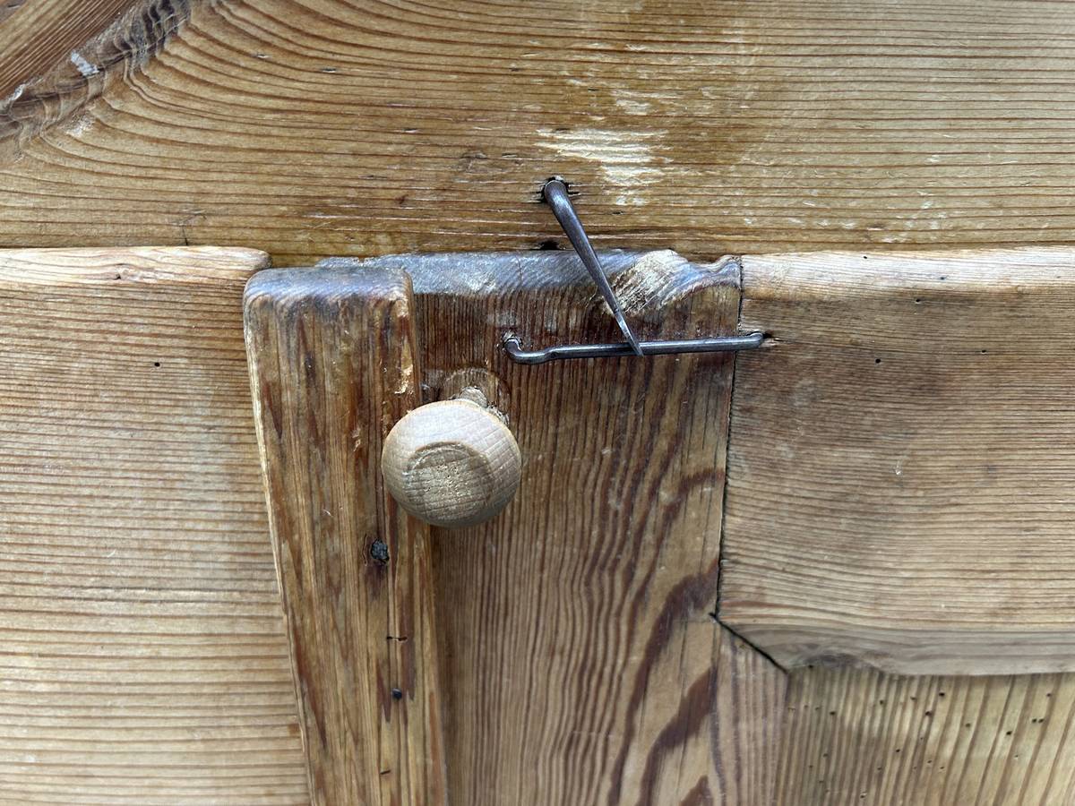 Vorratsschrank antik Bauernmöbel