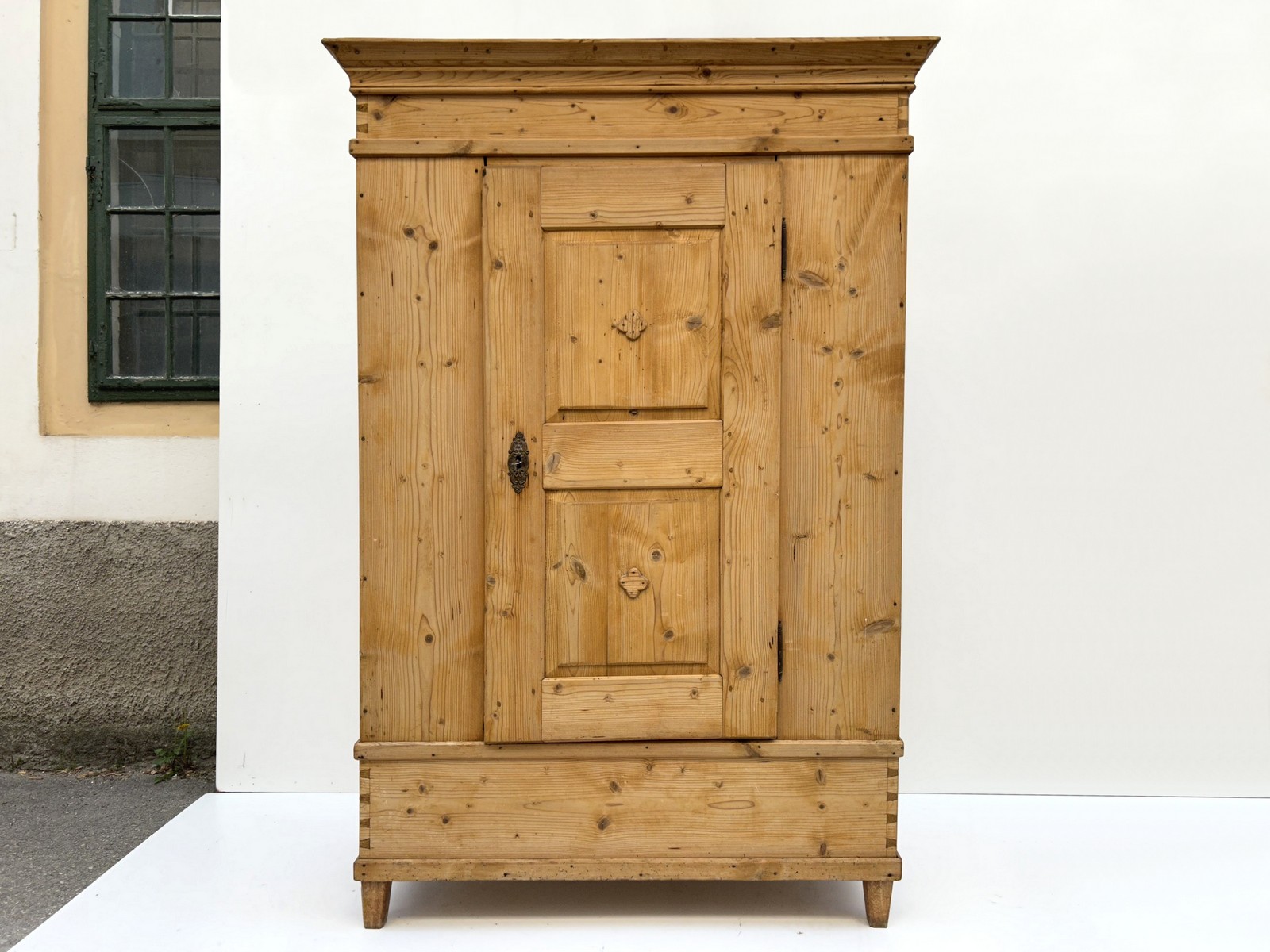 Schrank antiker Bauernschrank Landhausstil Vintage