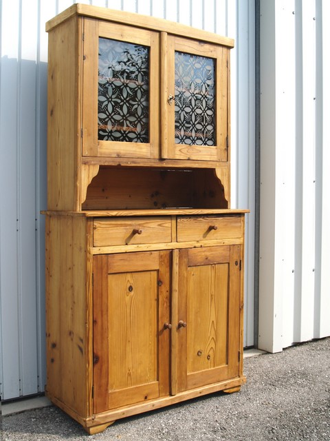 antiker Küchenschrank