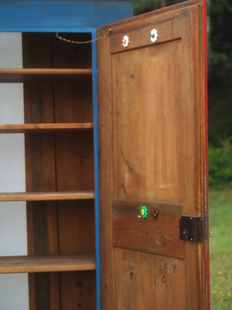 Bauernschrank antik