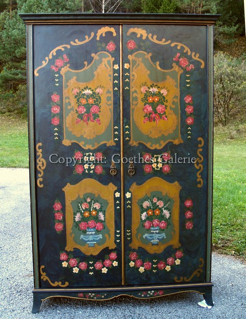 Bauernschrank bemalt Kleiderschrank