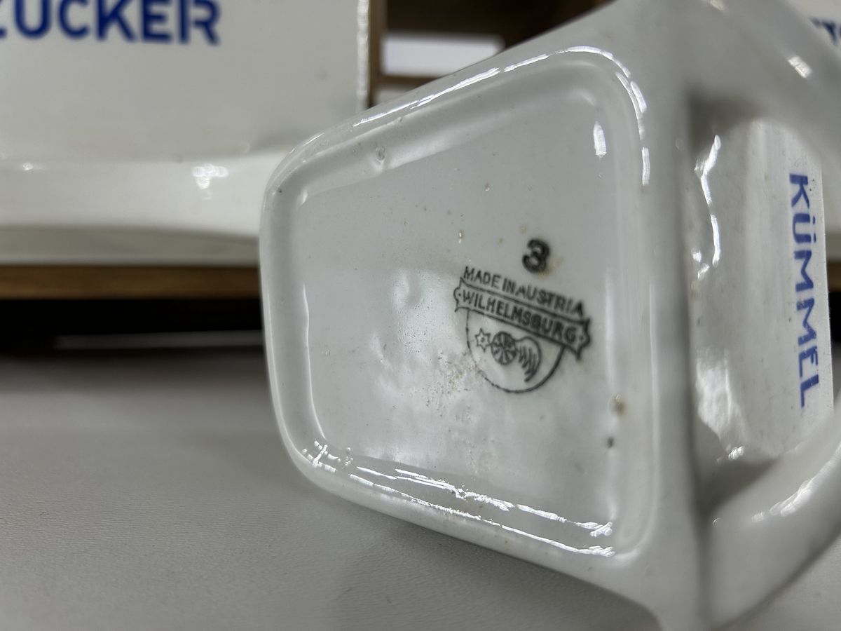 Wilhelmsburger Keramik Marke Schüttenregal