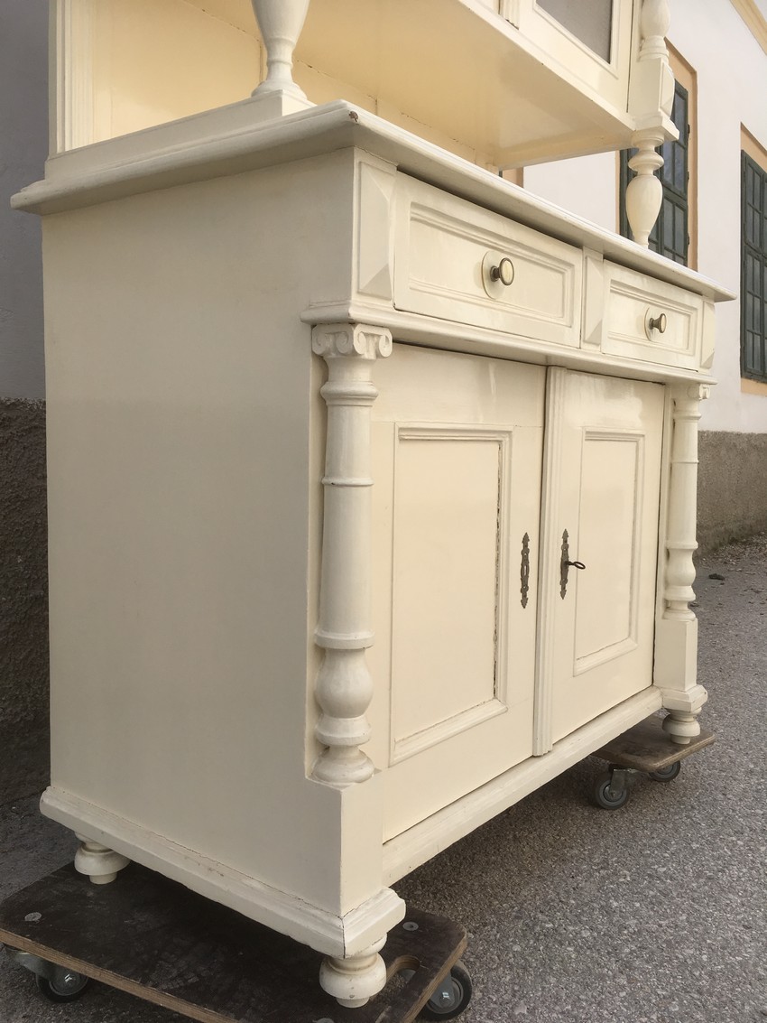 Shabby Chic Kredenz