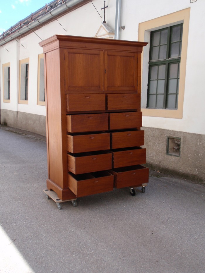 Danish Design Schrank Dielenschrank Umkleide Vintage Vollholz Kasten Laden