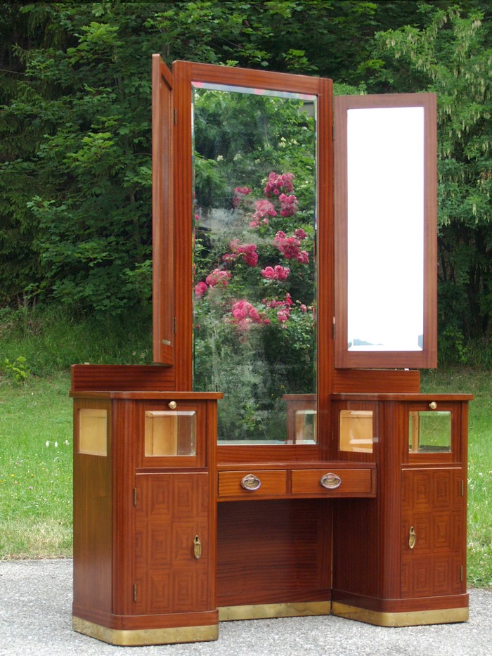 Secession Schrank Möbel