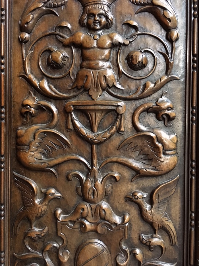 Neorenaissance Bücherschrank