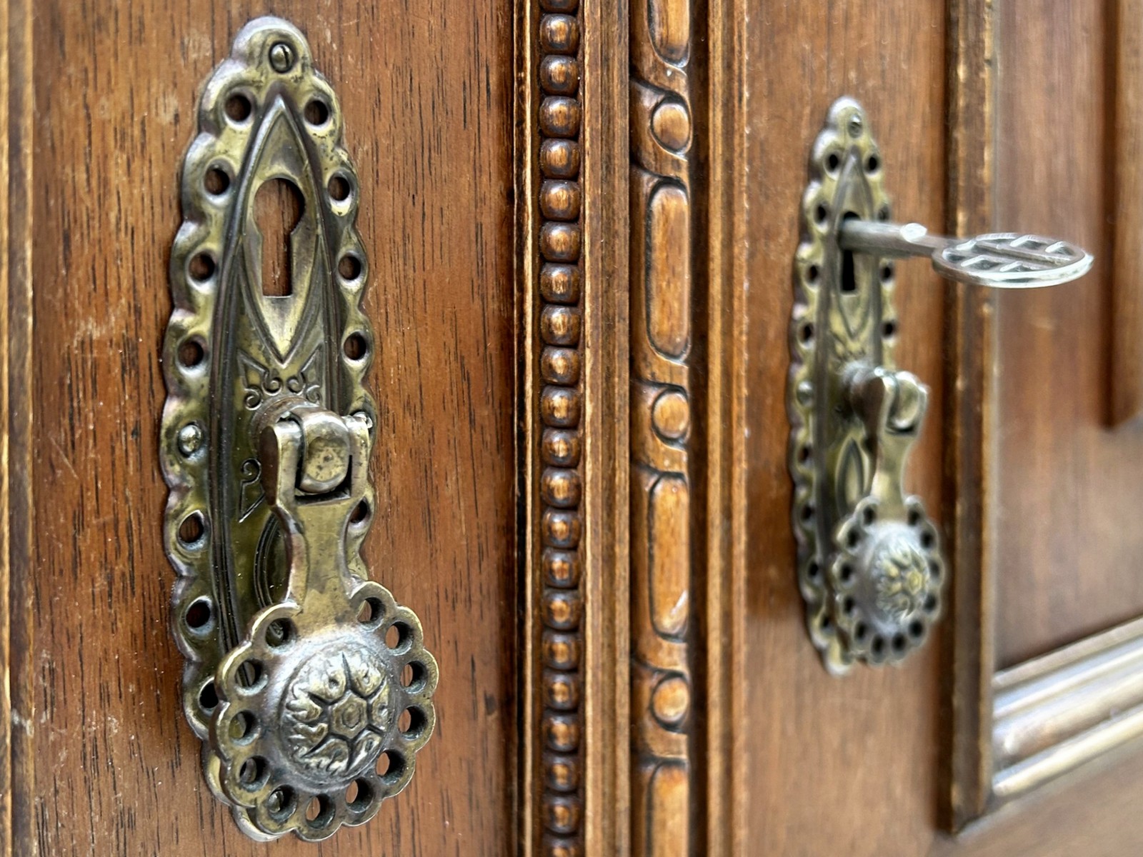Antiker Schrank Kleiderschrank Historismus ca. 1880 original