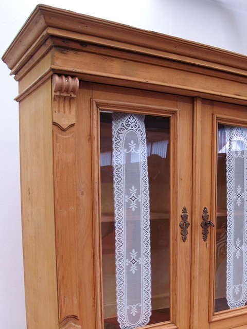 antikes Buffet Naturholz