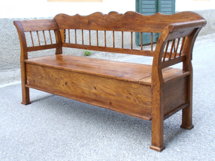 Weichholz Truhenbank antik