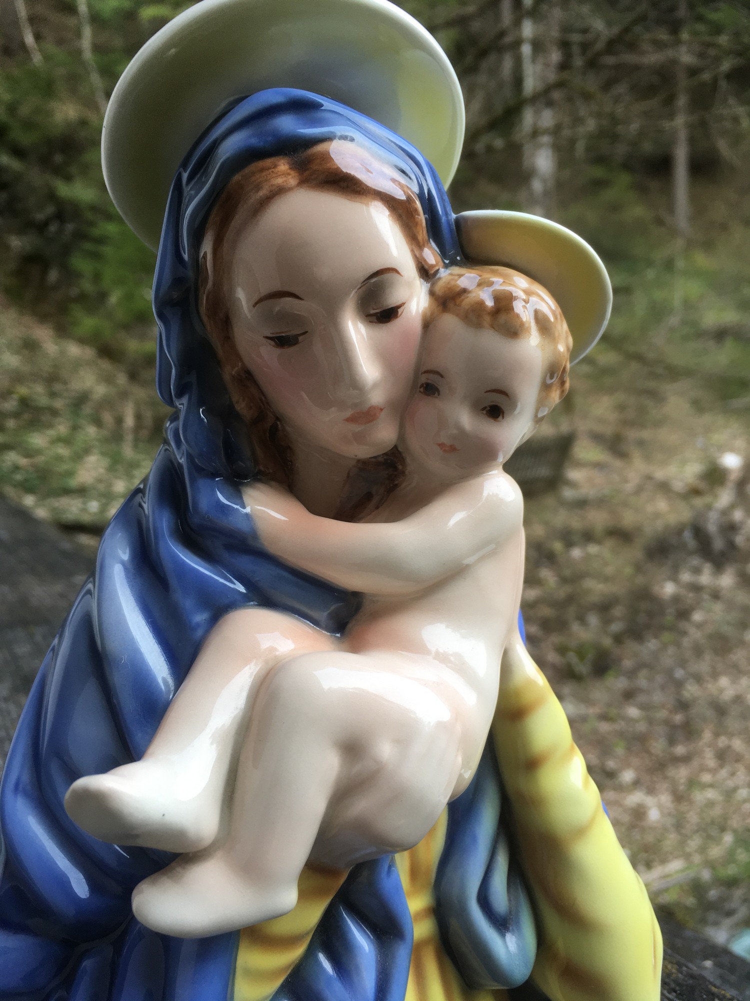 Keramos Figur Sakral Maria Josef Jesus Heiligenfigur Tischdeko Porzellan Bauernschrank Vitrinenstück neuwertig Vintage