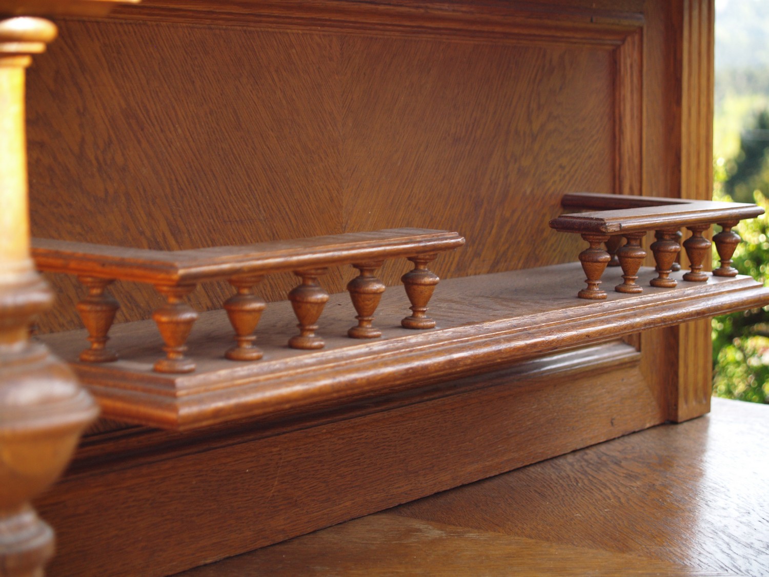 Buffet Schrank Anrichte Möbel antik Regal Holz Vollsäulen Kommode Konsole