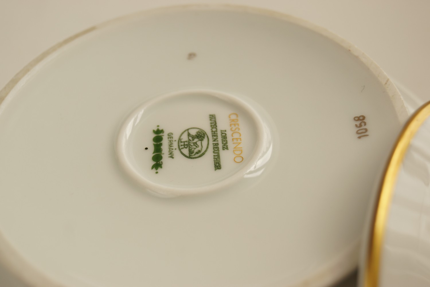 Original Hutschenreuther Suppenterrine Goldrand Crescendo