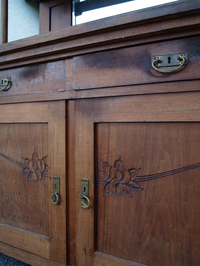 Jugendstil Schrank