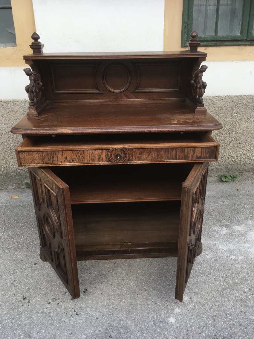 Kommode antik Schnitzwerk Engel Renaissance Barock Schrank Anrichte Möbel