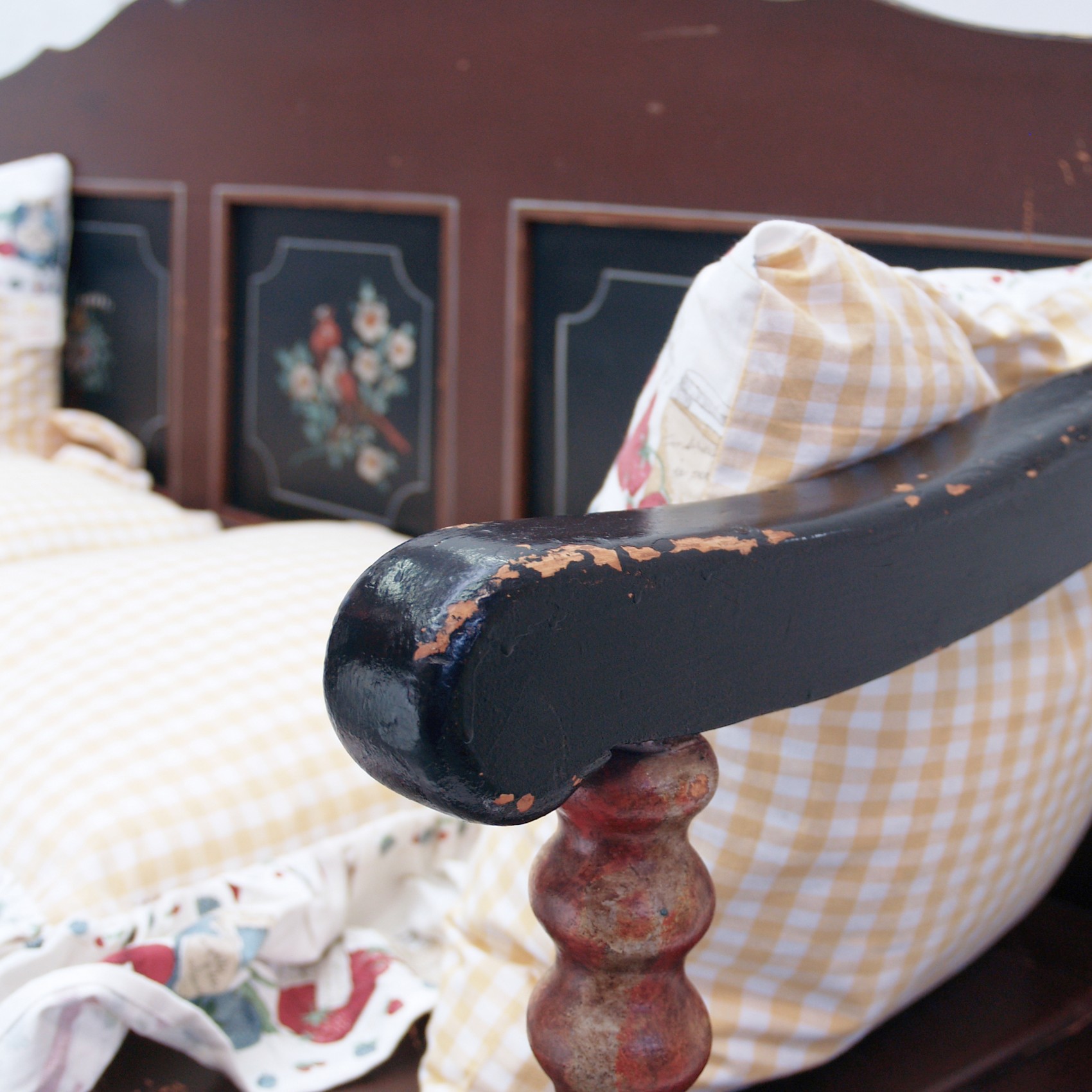 Truhenbank Sitztruhe Vintage Sitzbank bemalt antike Küchenbank Landhaus Bauernmöbel Vollholz