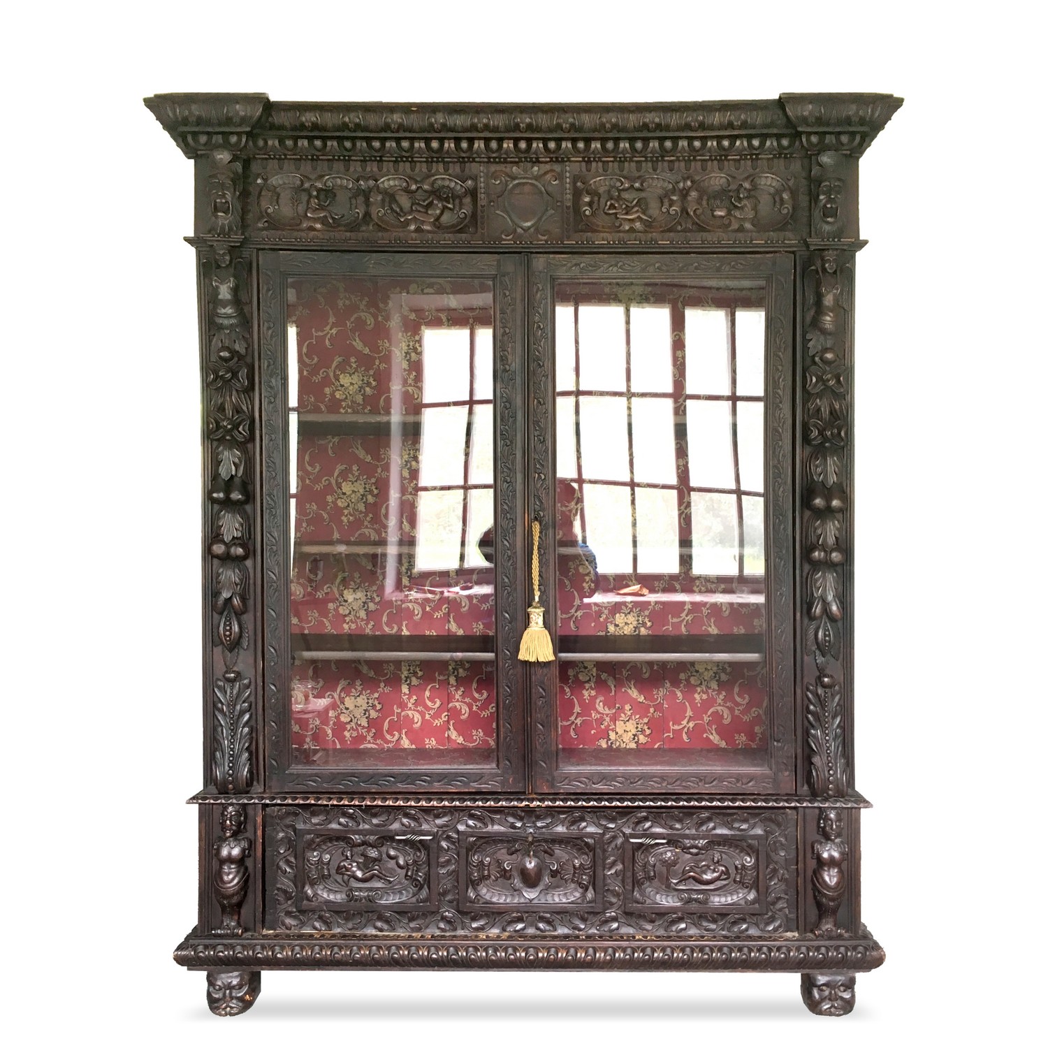 Antiker Schrank Fratzen Putten