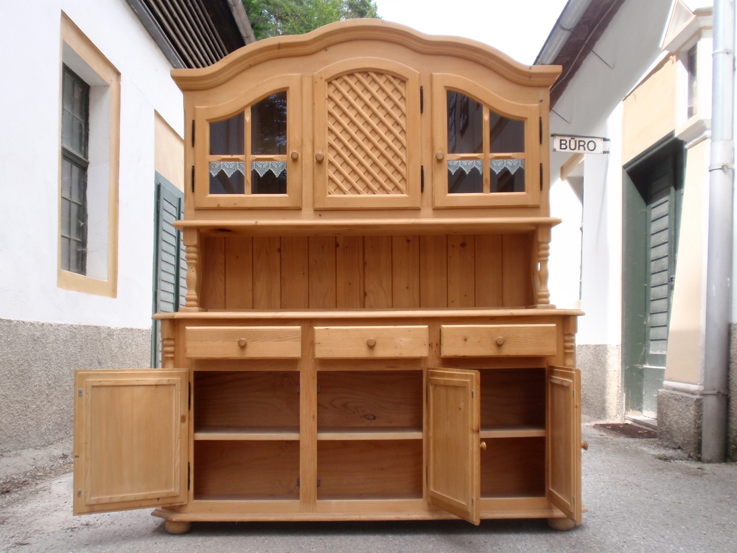 Küchenschrank Naturholz Landhausstil Gittertür Vitrine