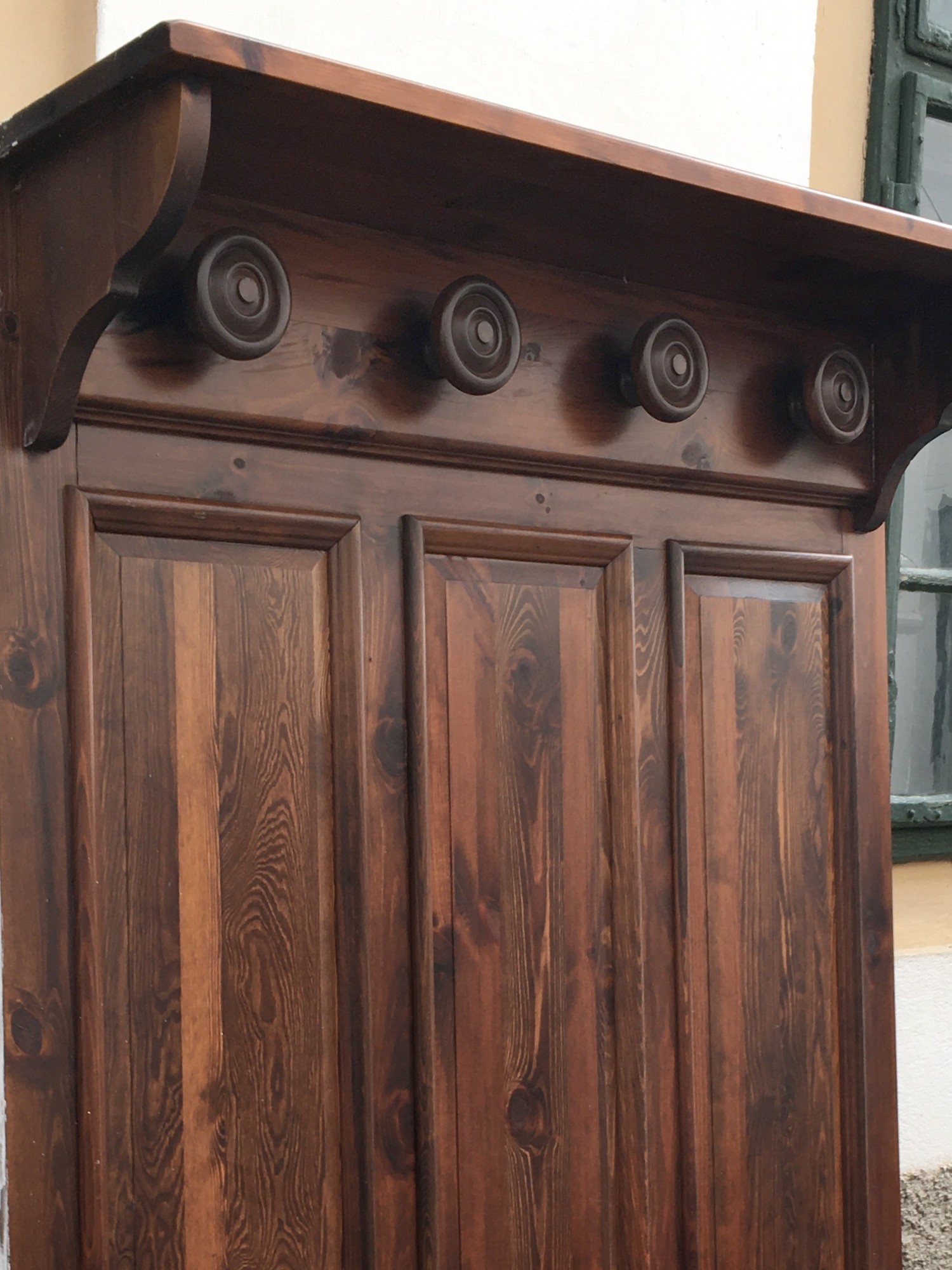 Garderobe Vintage Holz Paneel