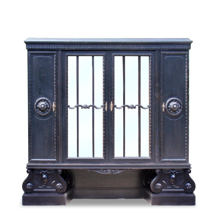 Schrank Renaissance antik groß