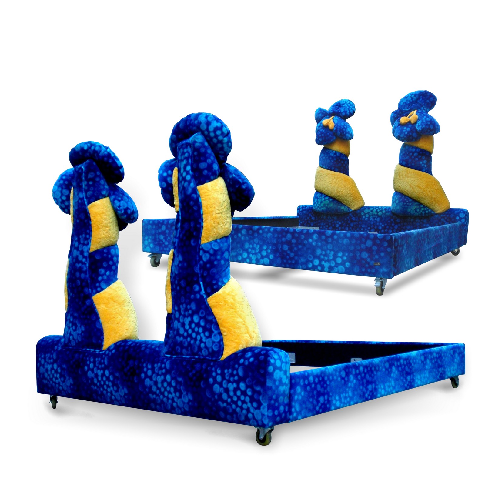 Bretz Doppelbett Blumen blau gelb Designklassiker